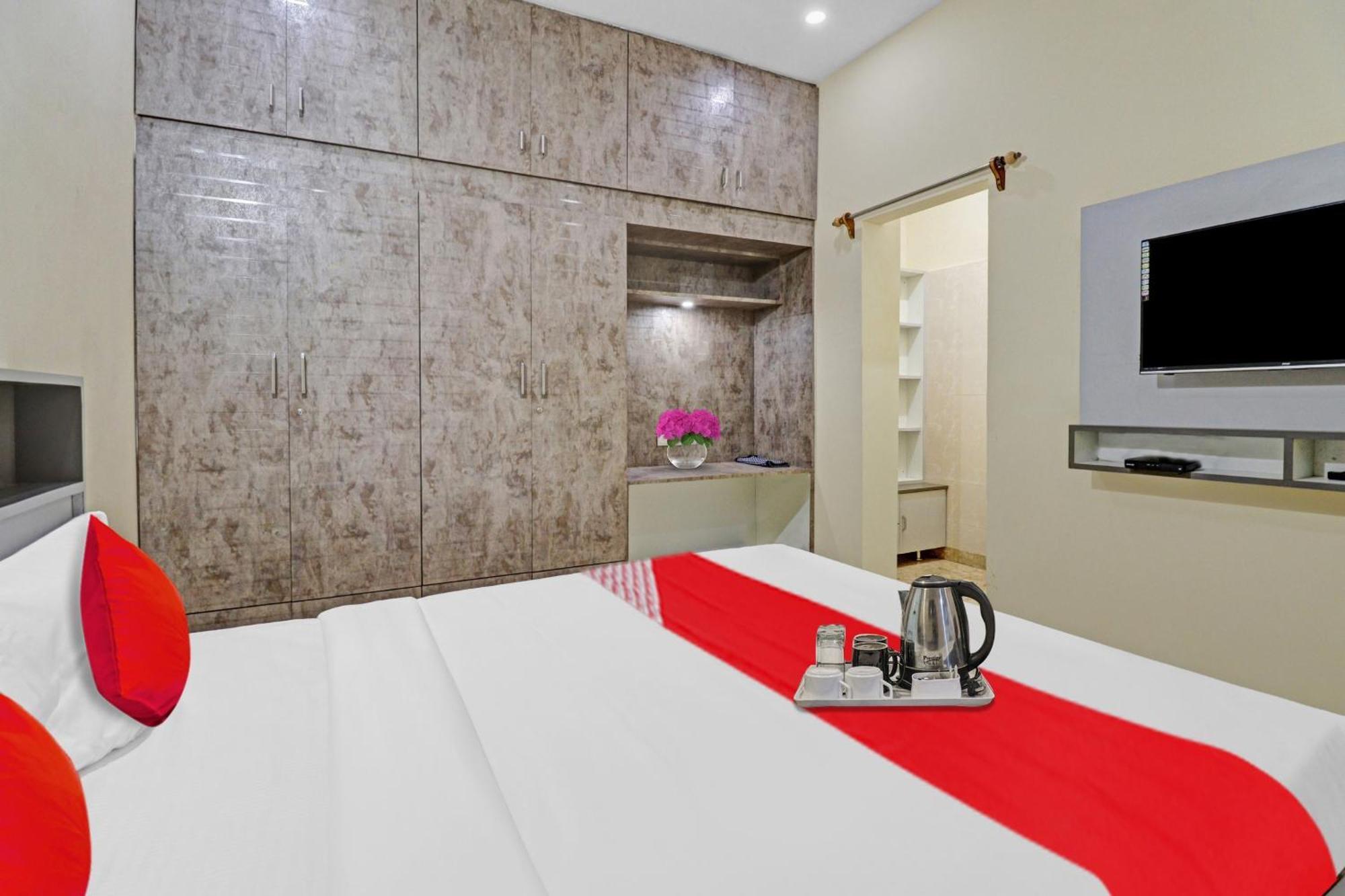 Hotel O I Care With Greenery Comforts Tumkur 외부 사진
